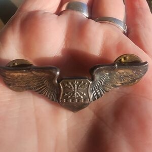 Men's US Air Force Pilot Wing Winged Emblem Pin Silver Filled Military